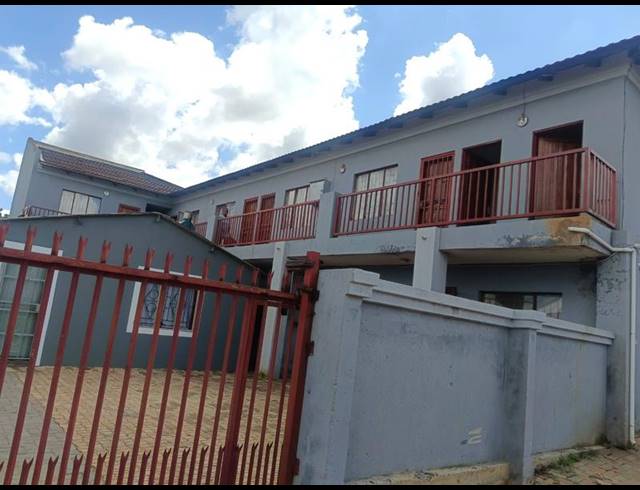 2 BEDROOM HOUSE FOR SALE IN MAMELODI EAST